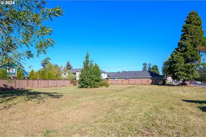 N Main Between 48-49th St, Springfield, OR 97478 - Photo 2