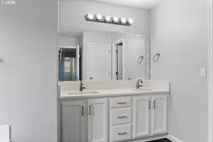 3750 SE Twelve Oaks St, Hillsboro, OR 97123 - Photo 24