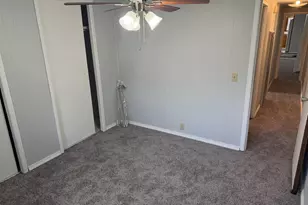 13045 SE Stark St, Portland, OR 97233 - Photo 10