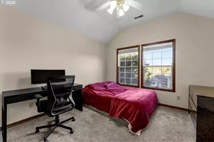 17973 St Clair Dr, Lake Oswego, OR 97034 - Photo 28