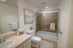 5421 SE Scenic Ln, Vancouver, WA 98661 - Photo 18