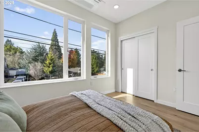 7272 NE Going St, Portland, OR 97218 - Photo 32