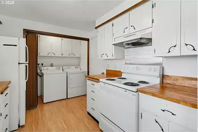 4739 Charmalee Ct, Salem, OR 97305 - Photo 14