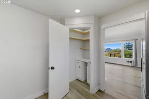 546 W Fir Ave, Coos Bay, OR 97420 - Photo 18