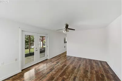 546 W Fir Ave, Coos Bay, OR 97420 - Photo 36