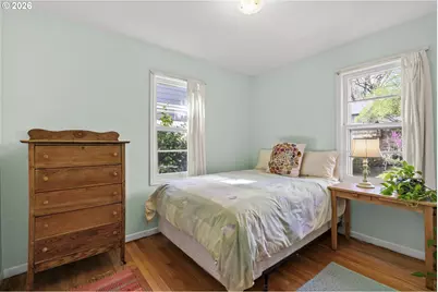 305 SE 75th Ave, Portland, OR 97215 - Photo 16