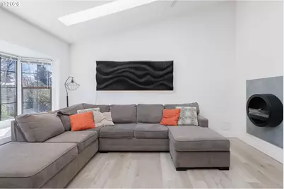 791 SE Fir St, Toledo, OR 97391 - Photo 4