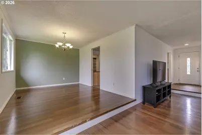 17175 SW Canby Ct, Beaverton, OR 97007 - Photo 6