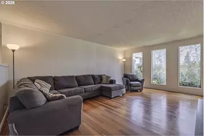 17175 SW Canby Ct, Beaverton, OR 97007 - Photo 2