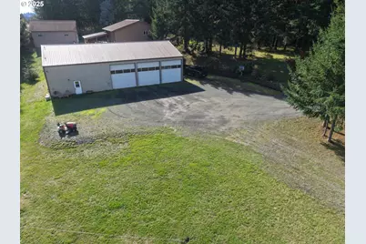 63011 Isthmus Heights Rd, Coos Bay, OR 97420 - Photo 4