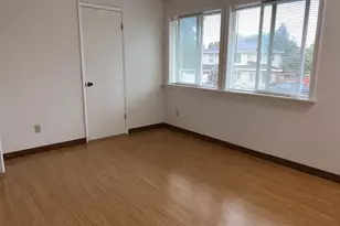14339 SE Alder Ct, Portland, OR 97233 - Photo 12