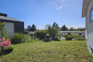 16427 Vista Hills Dr, Brookings, OR 97415 - Photo 18