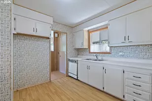 6900 SW 195th Ave, Beaverton, OR 97007 - Photo 4