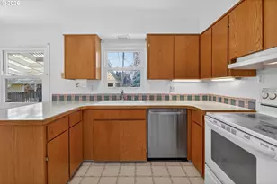 4506 SE Adams St, Milwaukie, OR 97222 - Photo 16