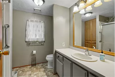 1307 S Water St #2, Silverton, OR 97381 - Photo 26