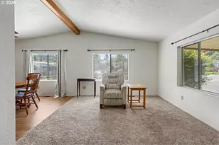 1307 S Water St, Silverton, OR 97381 - Photo 8