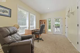 25540 Cheryl Dr, West Linn, OR 97068 - Photo 6