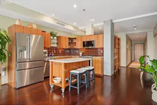 1221 SW 10th Ave, Portland, OR 97205 - Photo 6