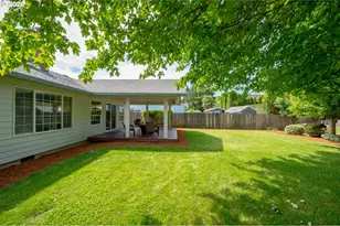 2835 NE Leathers Ln, McMinnville, OR 97128 - Photo 32