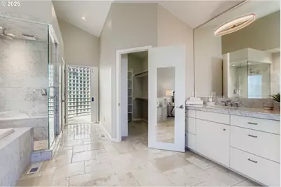 19788 Wildwood Dr, West Linn, OR 97068 - Photo 16