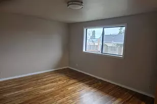 557 S 44th St, Springfield, OR 97478 - Photo 20