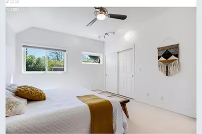 2438 NW Thurman St, Portland, OR 97210 - Photo 26