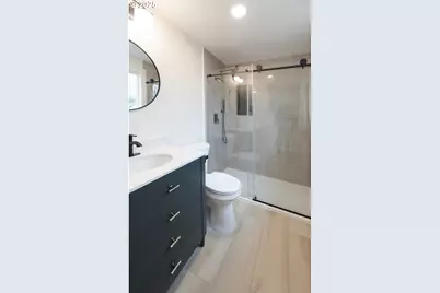 12903 NE Stanton St, Portland, OR 97230 - Photo 12