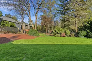 8620 SW 80th Ave, Portland, OR 97223 - Photo 34
