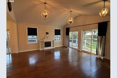 427 Date St, Drain, OR 97435 - Photo 20