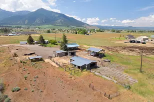 14701 Country Ln, Baker City, OR 97814 - Photo 1