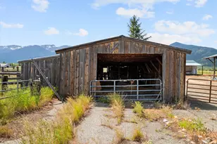 14701 Country Ln, Baker City, OR 97814 - Photo 12