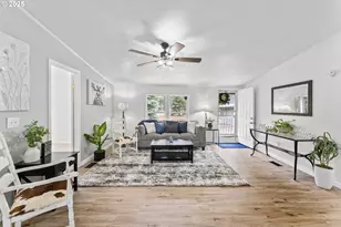 16076 Blackfeather Ln, La Pine, OR 97739 - Photo 18