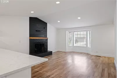 3380 Honeywood St, Eugene, OR 97408 - Photo 8