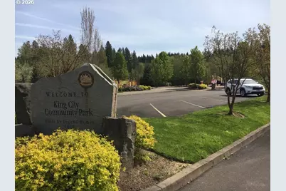 13346 SW Shakespeare St, Tigard, OR 97224 - Photo 32