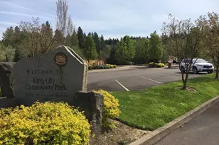 13346 SW Shakespeare St, Tigard, OR 97224 - Photo 32