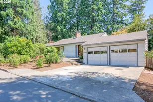 8000 SW Wareham Cir, Portland, OR 97223 - Photo 38