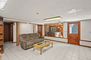 8000 SW Wareham Cir, Portland, OR 97223 - Photo 24