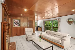 8000 SW Wareham Cir, Portland, OR 97223 - Photo 8