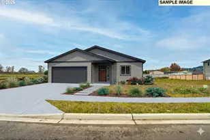 2026 Henderson Wy, Longview, WA 98632 - Photo 1