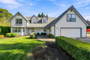 830 NE 157th Ave, Portland, OR 97230 - Photo 2