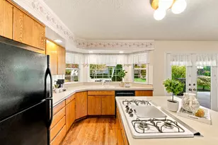 830 NE 157th Ave, Portland, OR 97230 - Photo 12