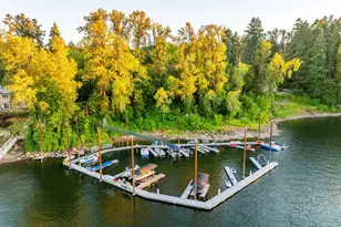 18370 River Edge Ln, Lake Oswego, OR 97034 - Photo 2