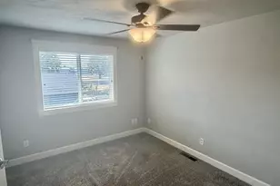 1126 W 6th Ave, Junction City, OR 97448 - Photo 38