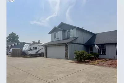 1126 W 6th Ave, Junction City, OR 97448 - Photo 2