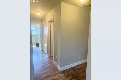 1126 W 6th Ave, Junction City, OR 97448 - Photo 28
