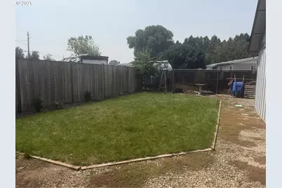 1126 W 6th Ave, Junction City, OR 97448 - Photo 40
