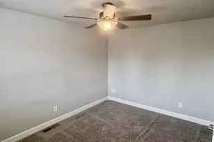 1126 W 6th Ave, Junction City, OR 97448 - Photo 36