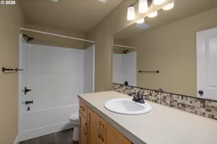 9126 N Seward Ave, Portland, OR 97217 - Photo 34