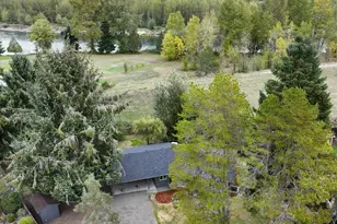 153 Green Acres Dr, Castle Rock, WA 98611 - Photo 2