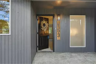 153 Green Acres Dr, Castle Rock, WA 98611 - Photo 4